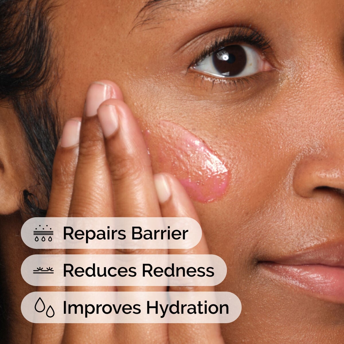 soothing-and-barrier-support-serum-c7 ord-soothing-barrier-support-serum-model-application-with-benefits.jpg